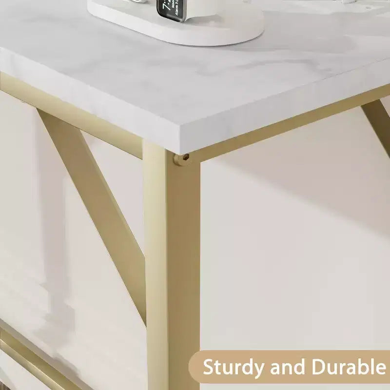 Console d'entrée moderne avec prises de chargement USB intégrées et table d'appoint derrière le canapé