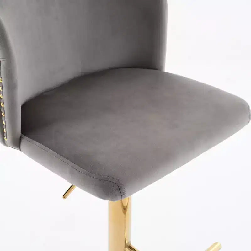 Tabourets de bar pivotants en velours avec base plaquée or et hauteur réglable